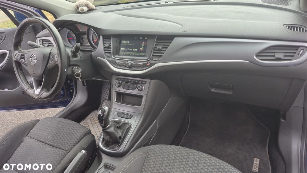 Opel Astra 1.4 Turbo 120 Jahre - 17