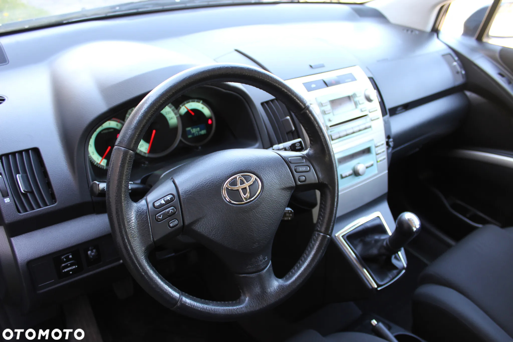 Toyota Corolla Verso 1.6 Sol - 13