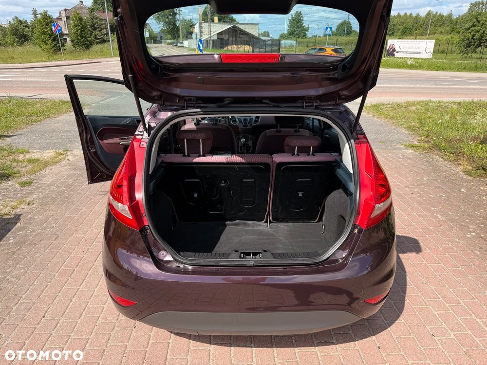 Ford Fiesta 1.4 Trend EU5 - 13