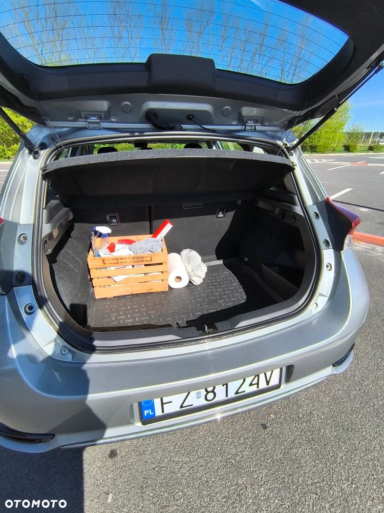 Toyota Auris Hybrid 135 Active - 6