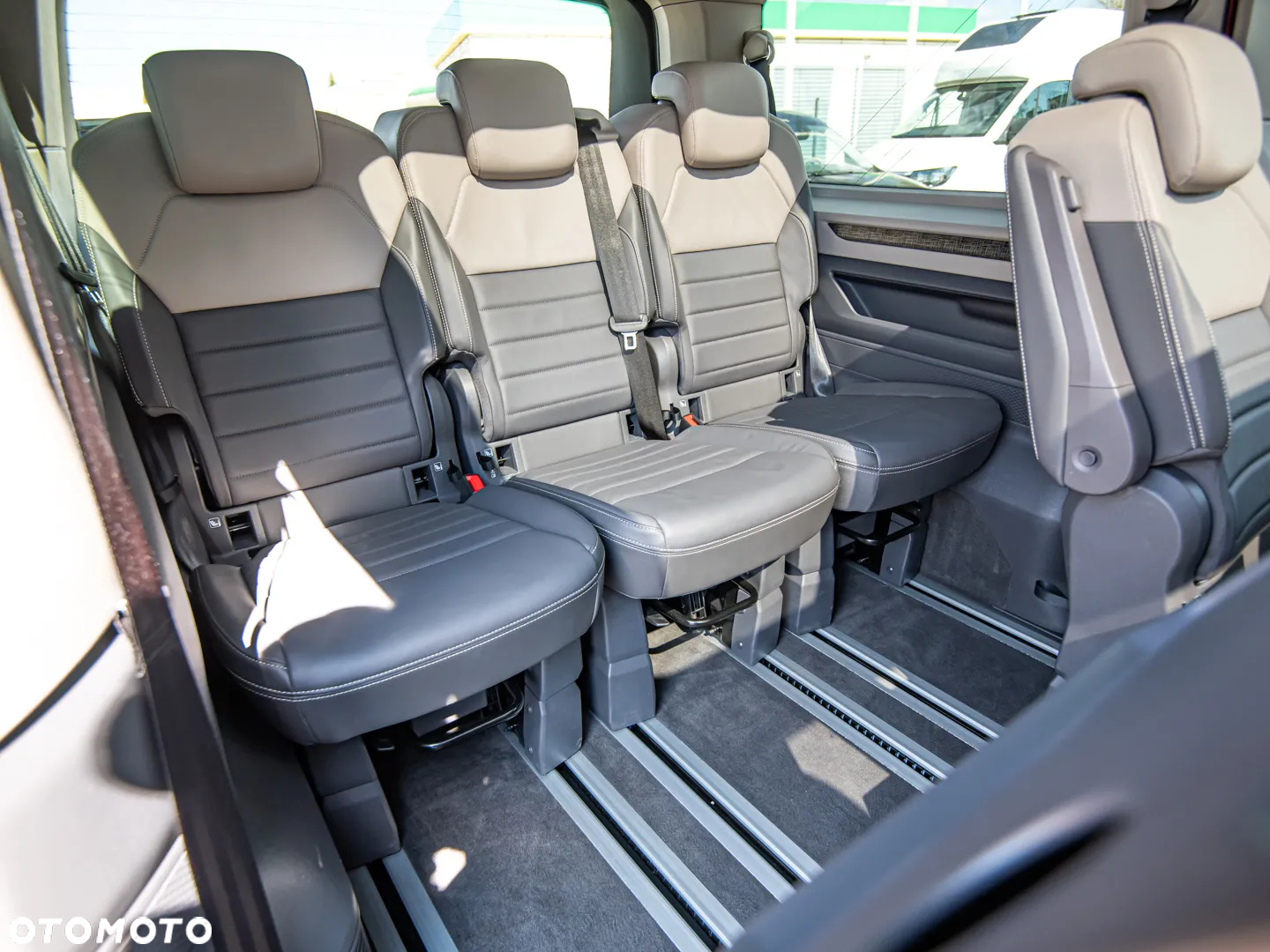 Volkswagen Multivan 1.4 TSI eHybrid PHEV L2 Life DSG - 26