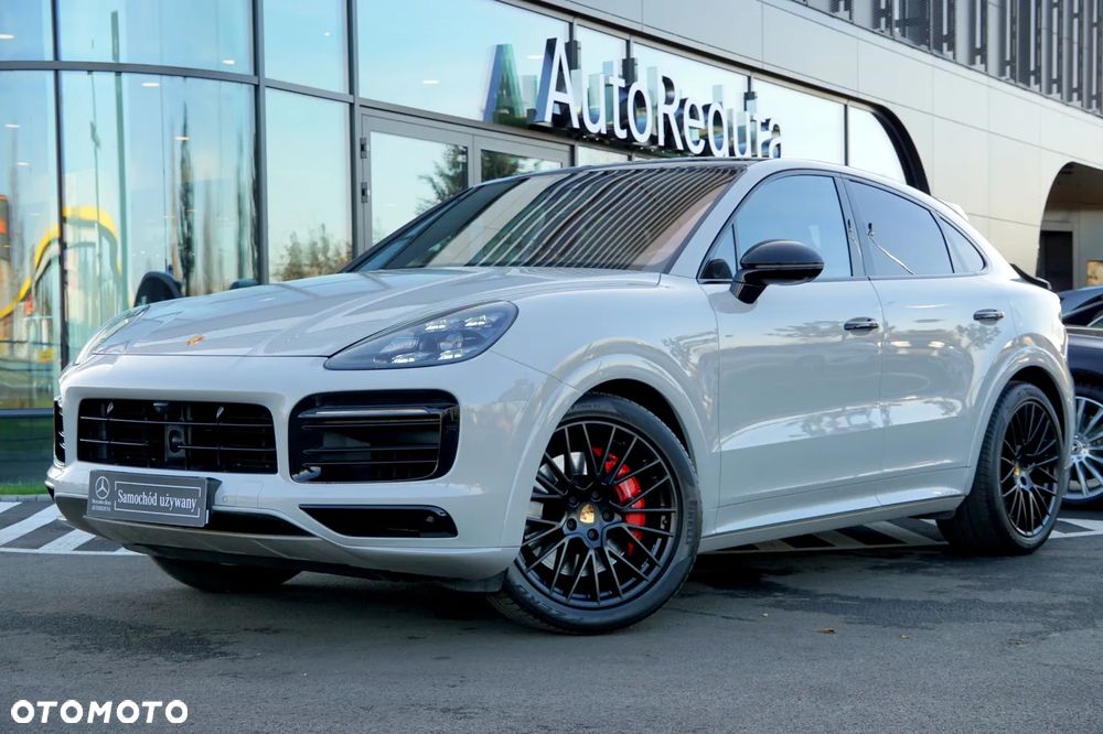 Porsche Cayenne Coupe GTS - 1