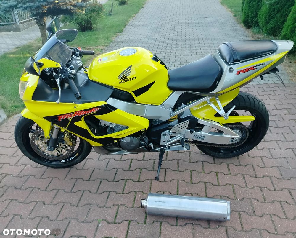 Honda CBR - 11