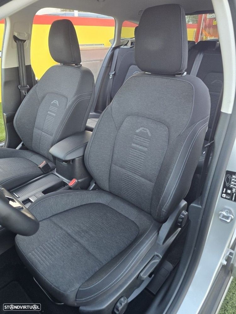 Ford Focus SW 1.5 TDCi EcoBlue Active - 15