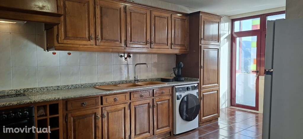 Quarto p/ Estudantes - Ferreiros - Grande imagem: 2/10