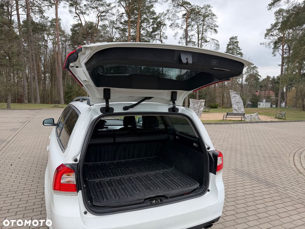 Volvo V70 D4 Geartronic Summum - 24