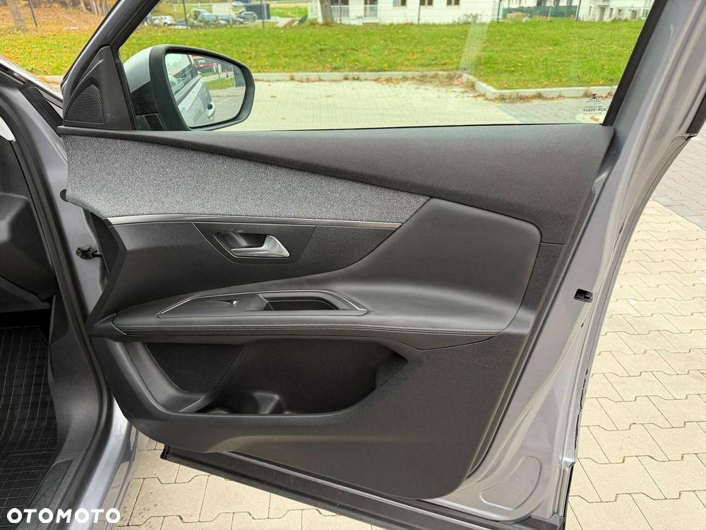 Peugeot 3008 BlueHDi 120 Stop & Start Style - 29
