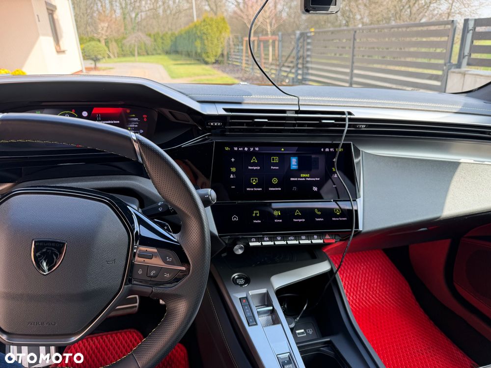 Peugeot 408 - 9