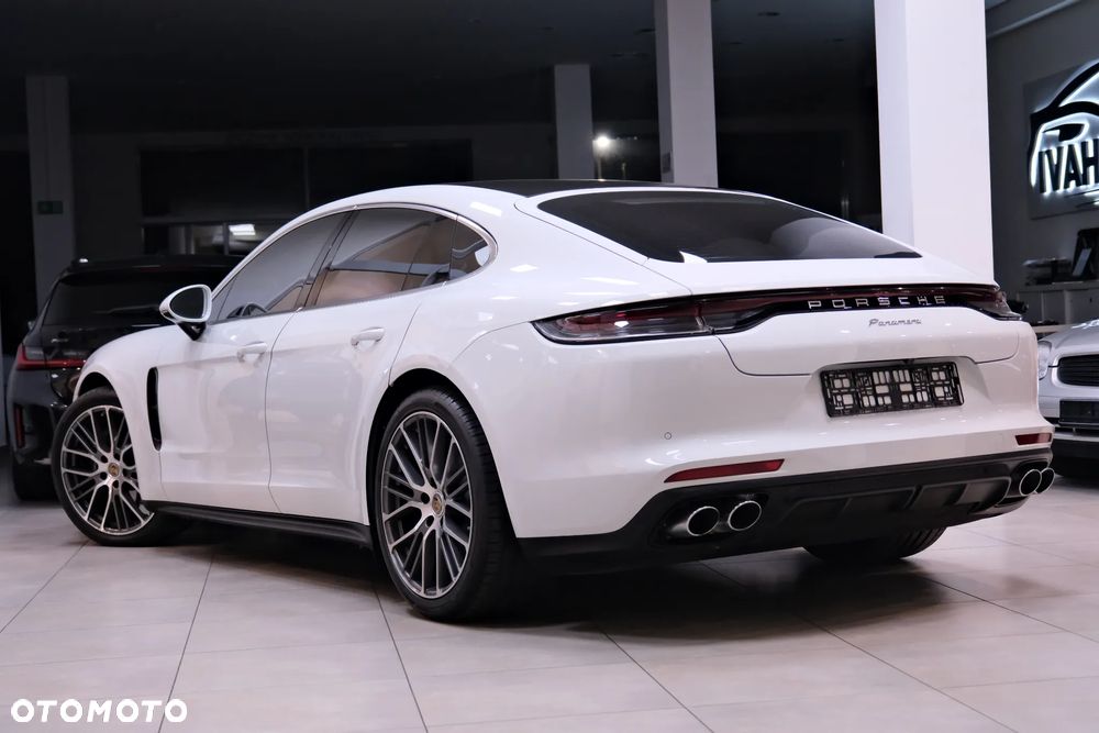 Porsche Panamera Standard - 17