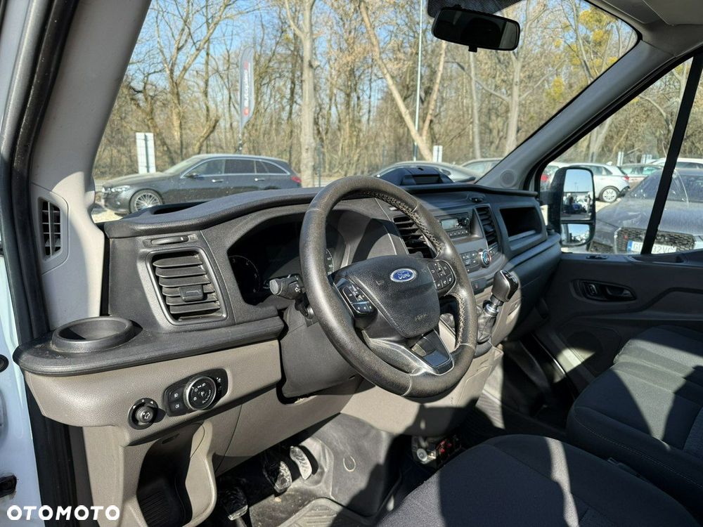 Ford Transit - 17