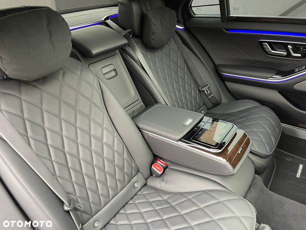 Mercedes-Benz Klasa S 500 4Matic L 9G-TRONIC - 19