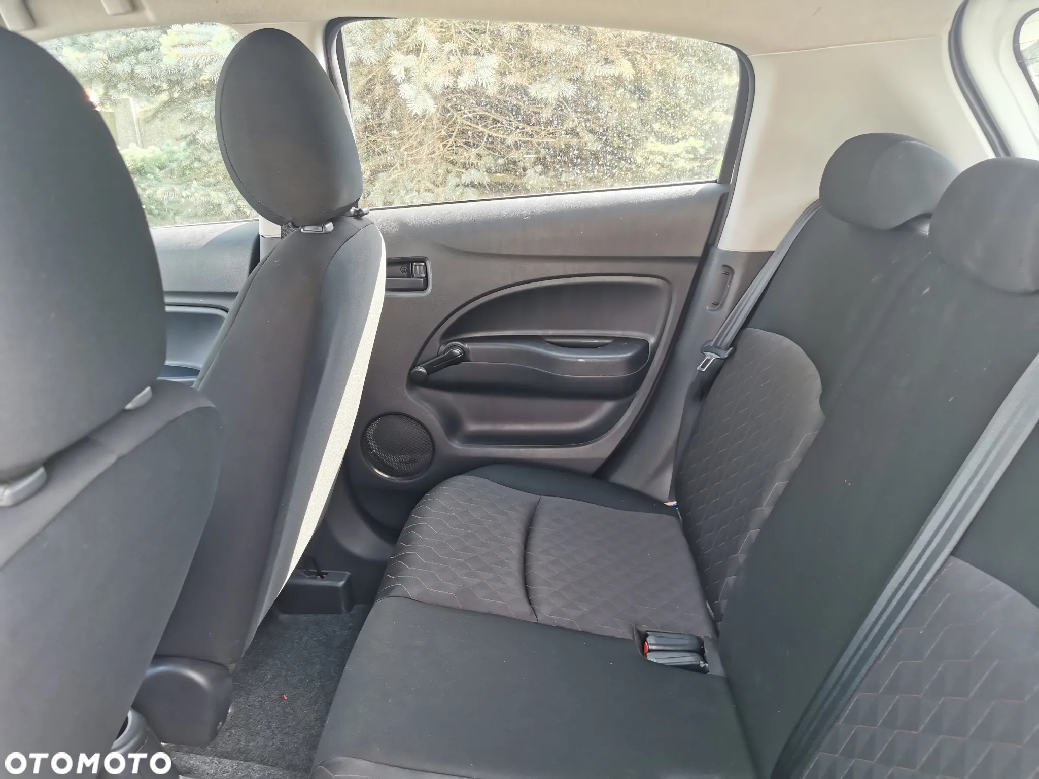 Mitsubishi Space Star 1.0 - 7