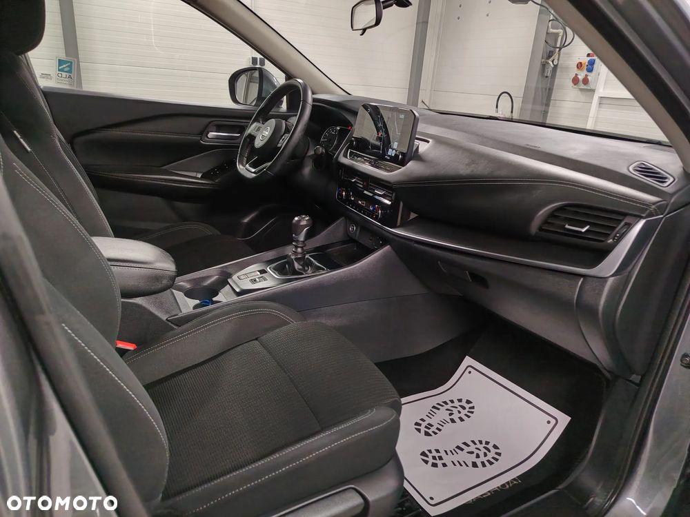 Nissan Qashqai 1.3 DIG-T MHEV N-Connecta - 24