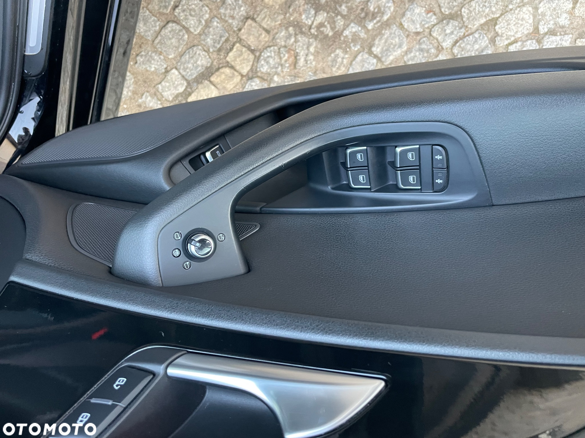 Audi A6 2.0 TDI ultra S tronic - 11
