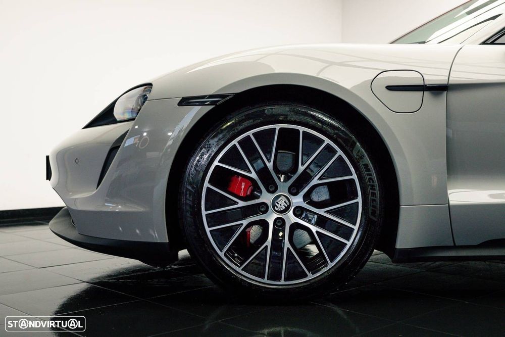 Porsche Taycan 4S Bateria Performance Plus - 12