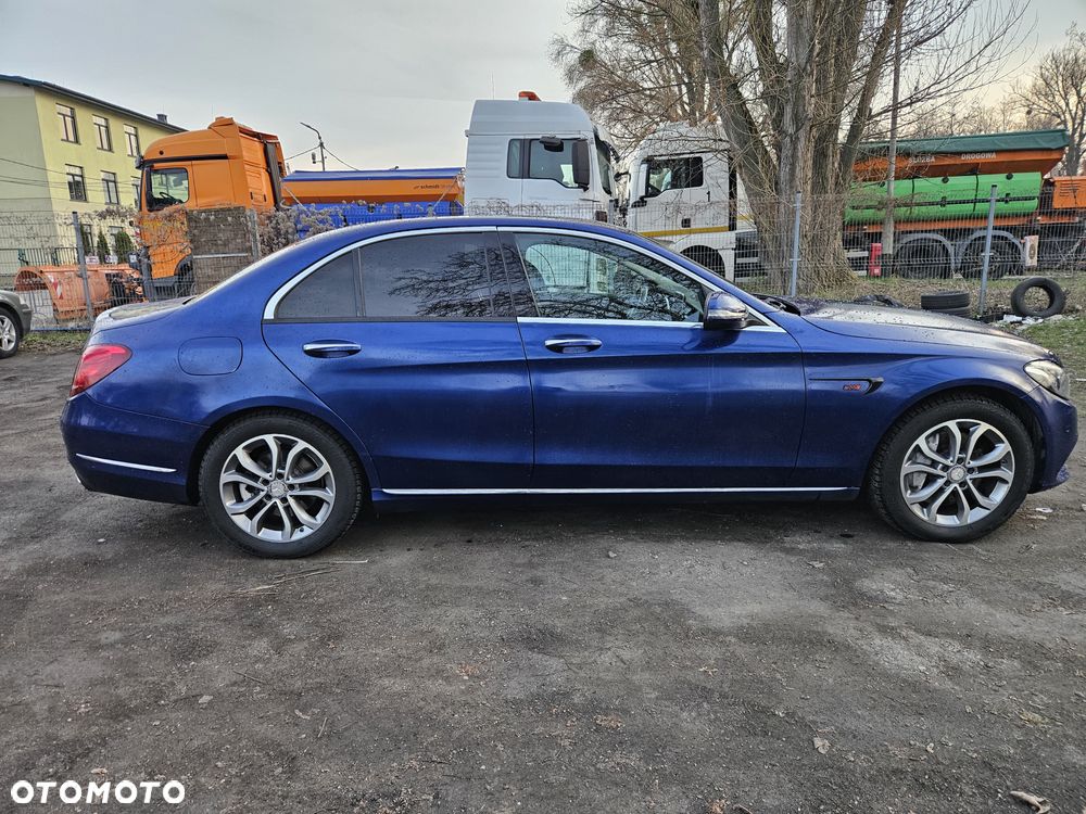 Mercedes-Benz Klasa C - 12