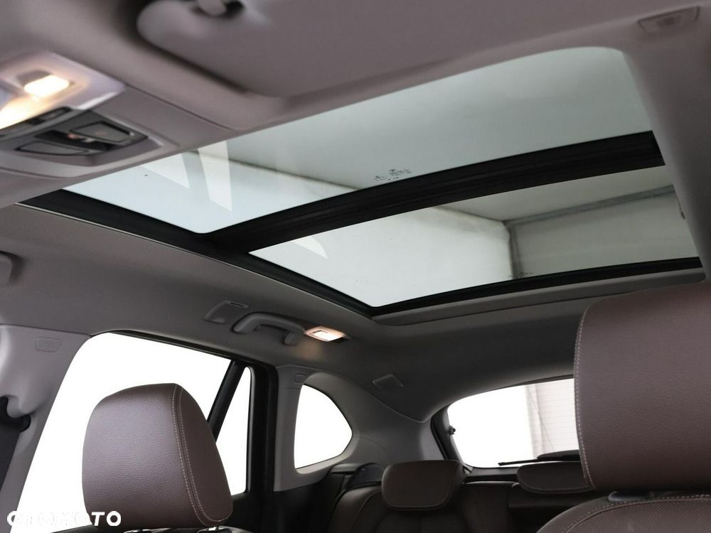 BMW X1 sDrive16d xLine - 40