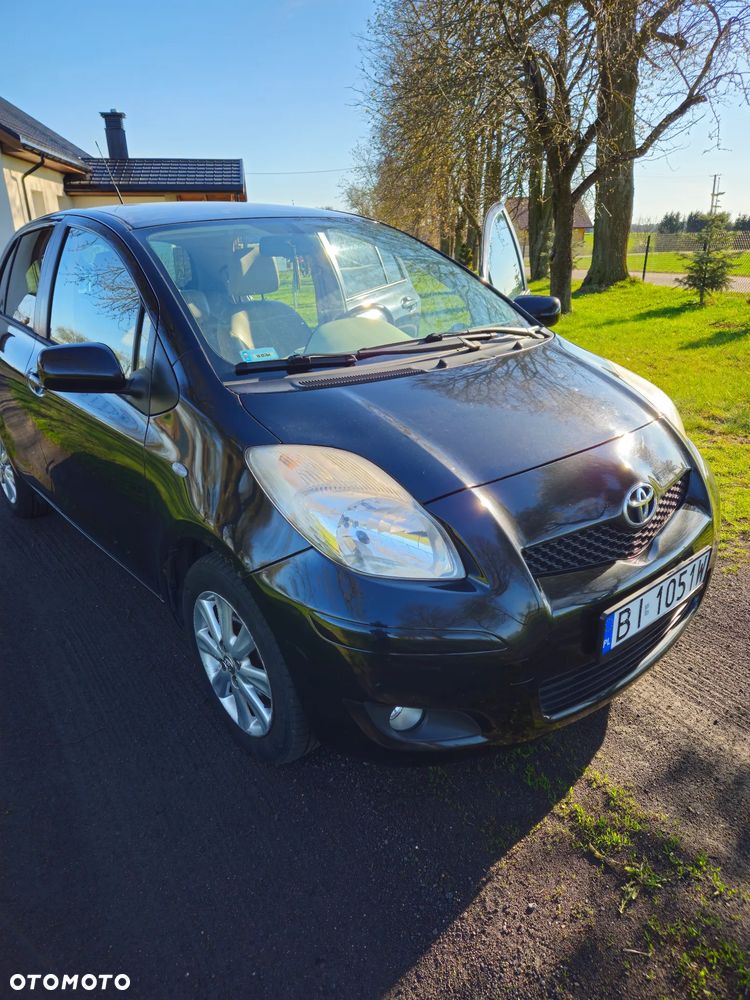 Toyota Yaris 1.4 D-4D Prestige - 1
