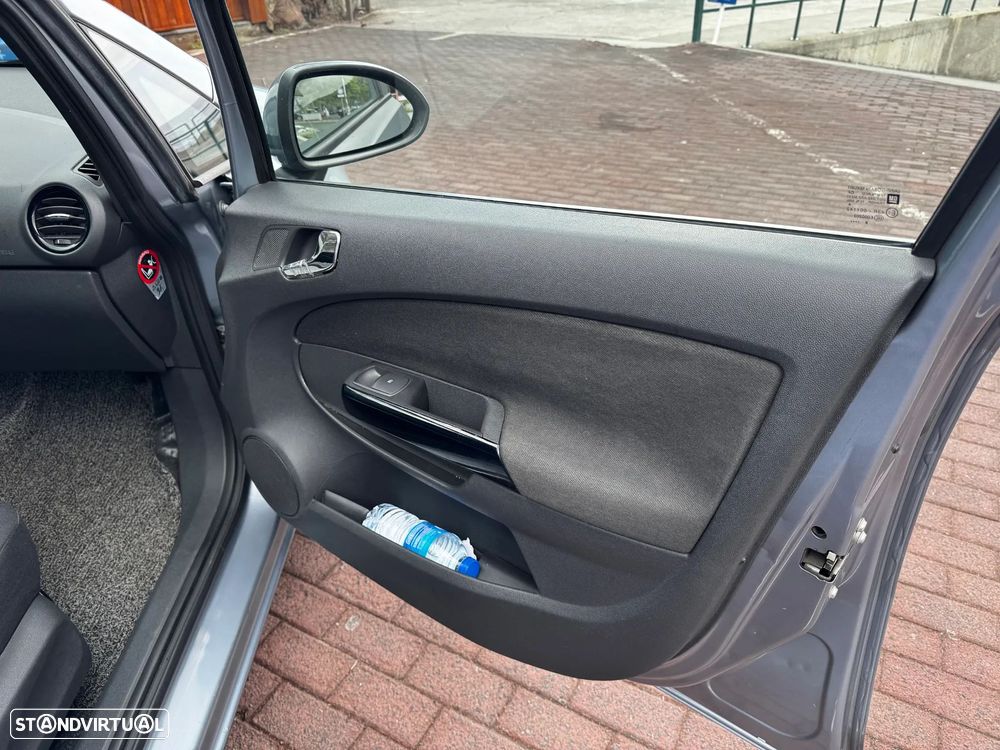 Opel Corsa 1.2 Enjoy Easytronic - 9