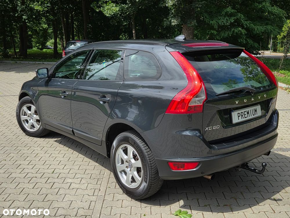 Volvo XC 60 T5 Powershift Momentum - 19
