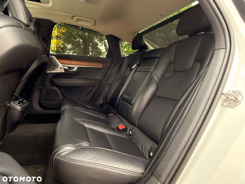 Volvo S90 D5 SCR AWD Inscription - 35