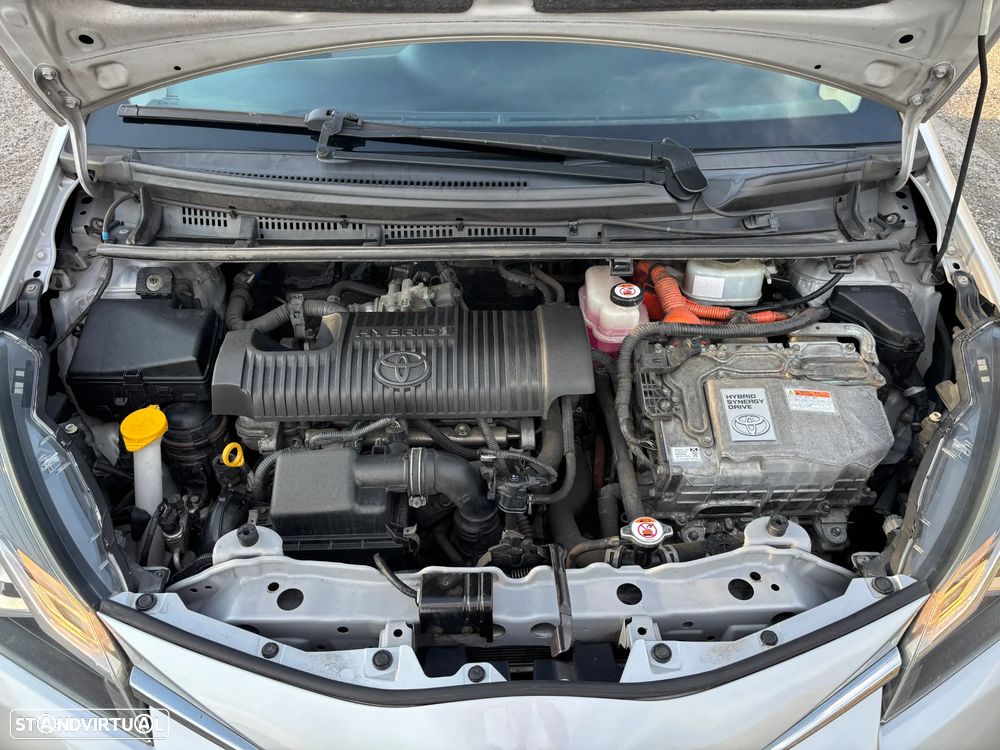 Toyota Yaris 1.5 HSD Sport+P.Techno - 10