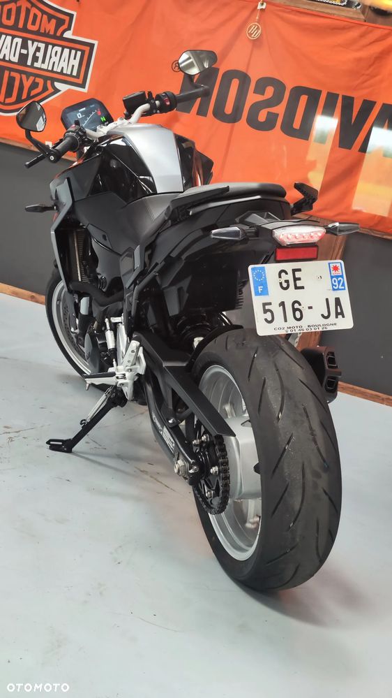 BMW R - 32