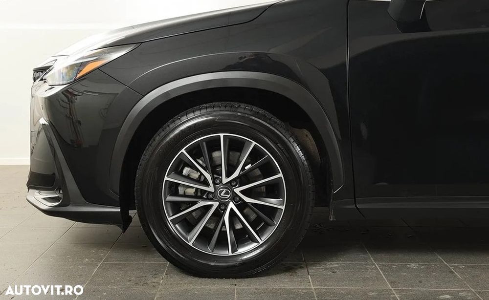 Lexus Seria NX 450h+ E-FOUR Executive Line - 8
