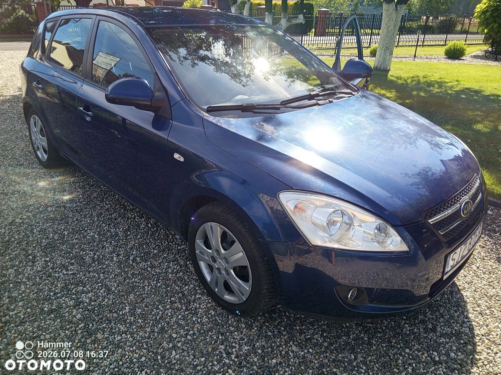 Kia Ceed 1.6 CRDi LX - 11