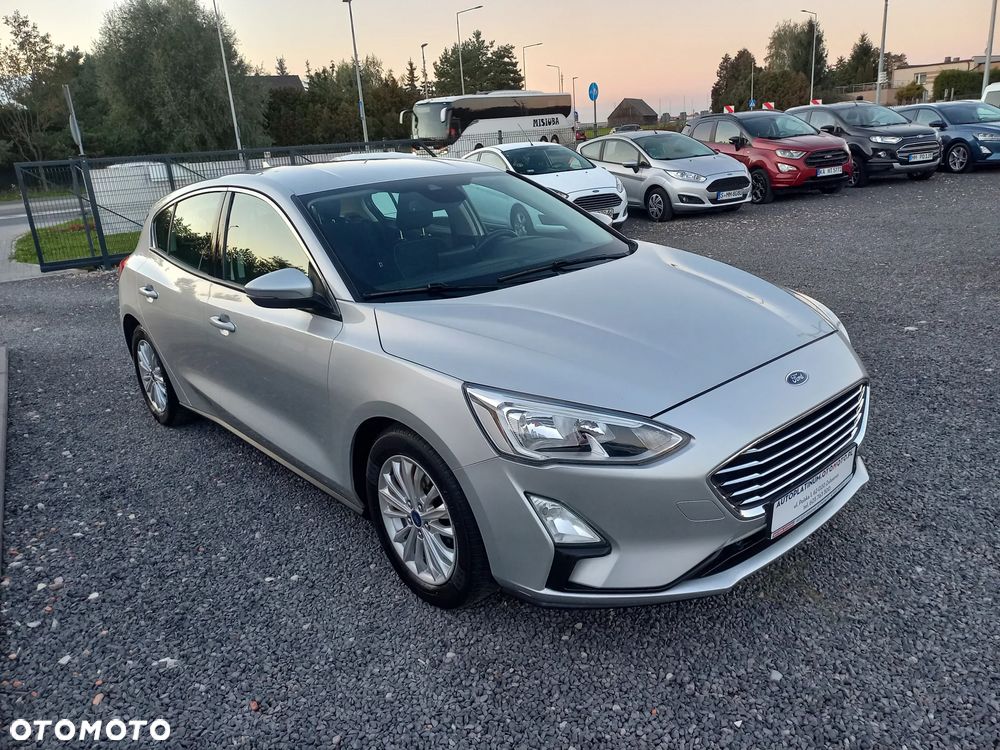 Ford Focus 1.5 EcoBlue Start-Stopp-System TITANIUM - 9