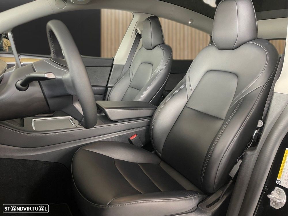 Tesla Model Y Standard - 4