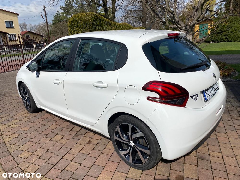 Peugeot 208 1.2 PureTech Access - 6