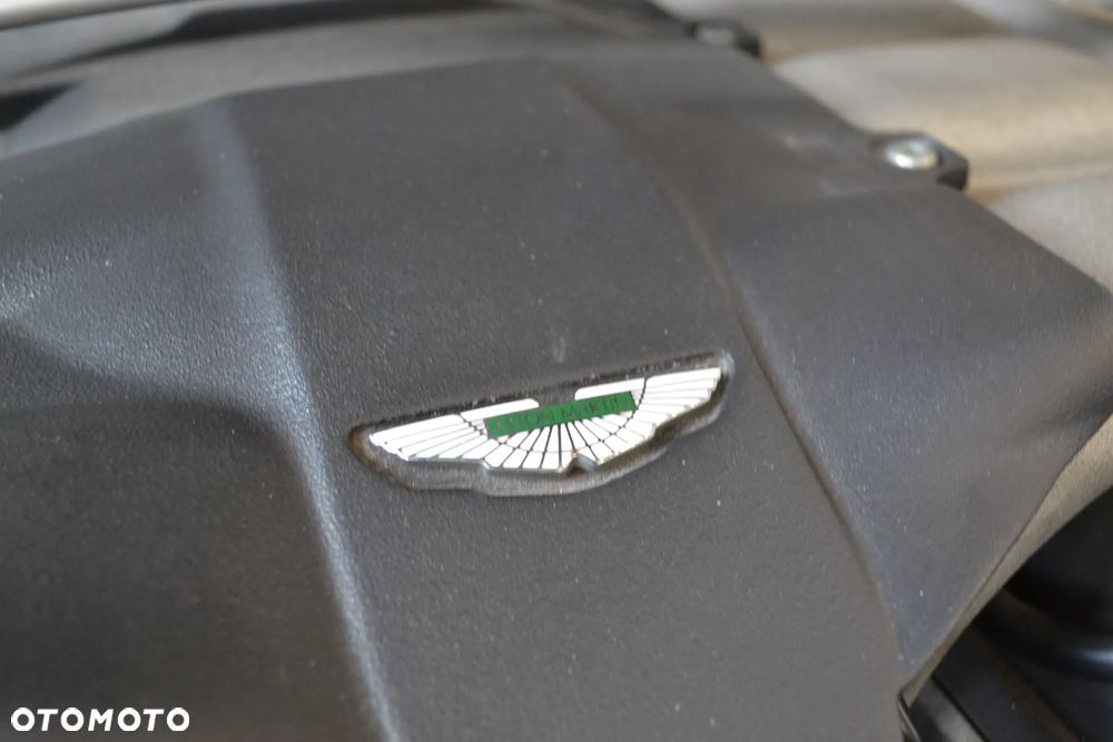 Aston Martin DB9 Touchtronic - 31