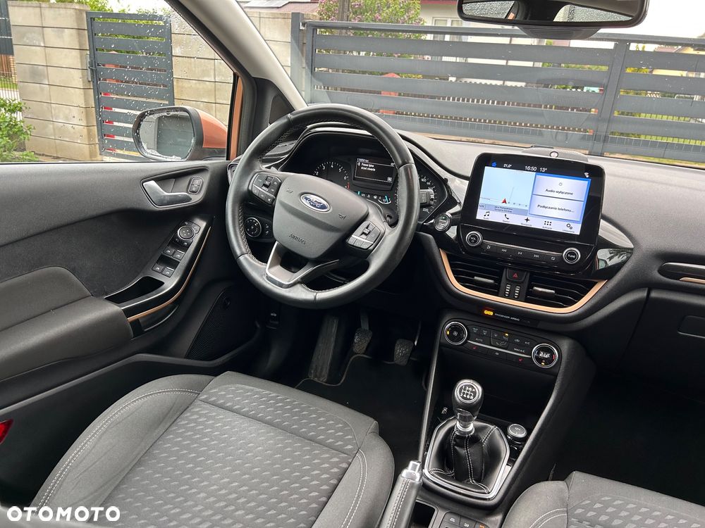 Ford Fiesta 1.0 EcoBoost STart-Stop Titanium - 19