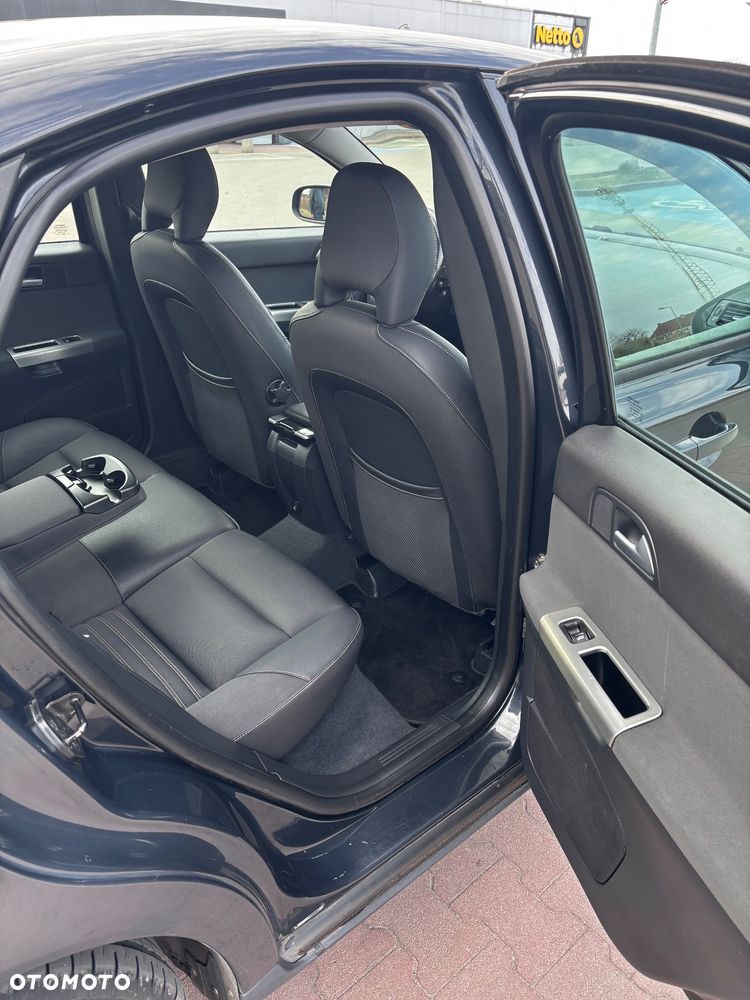 Volvo S40 2.0D - 13
