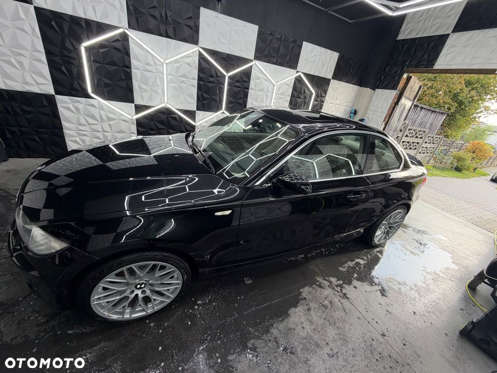 BMW 1 Series 2008 photo 2