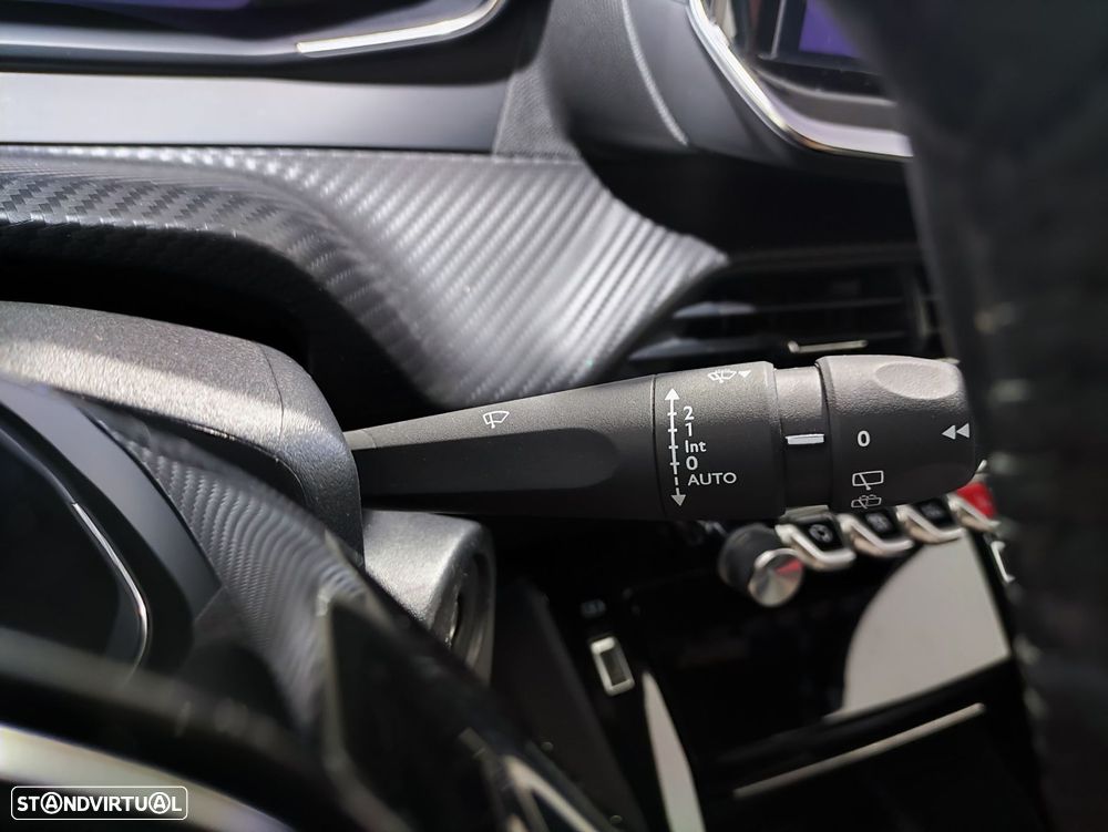 Peugeot 2008 1.2 PureTech Allure - 14