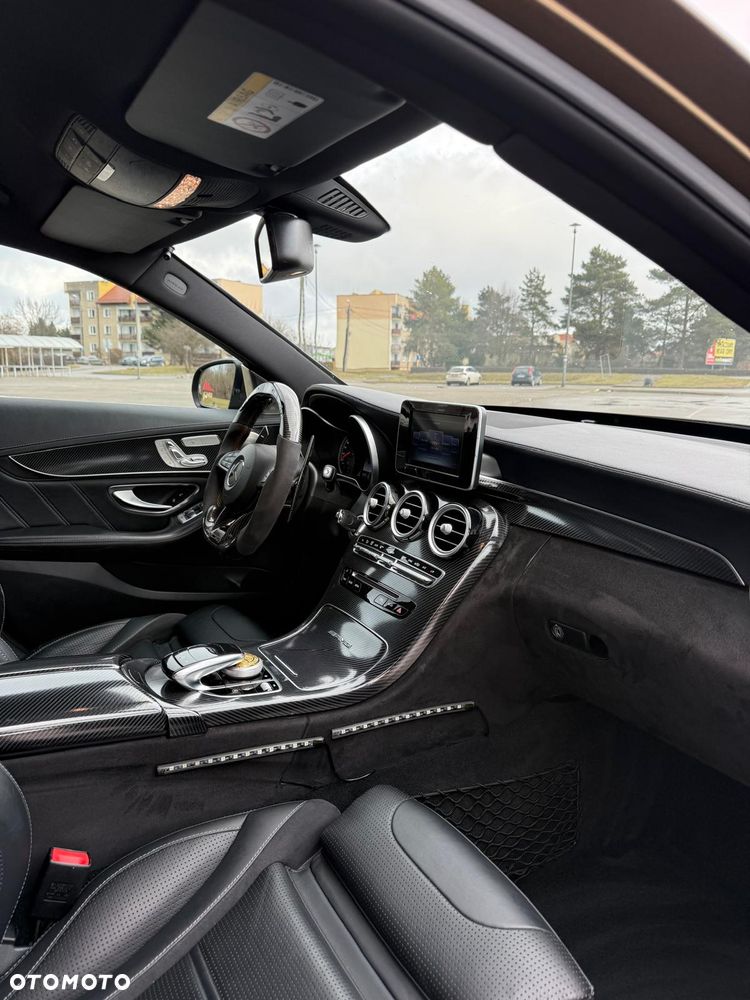 Mercedes-Benz Klasa C AMG 63 - 11