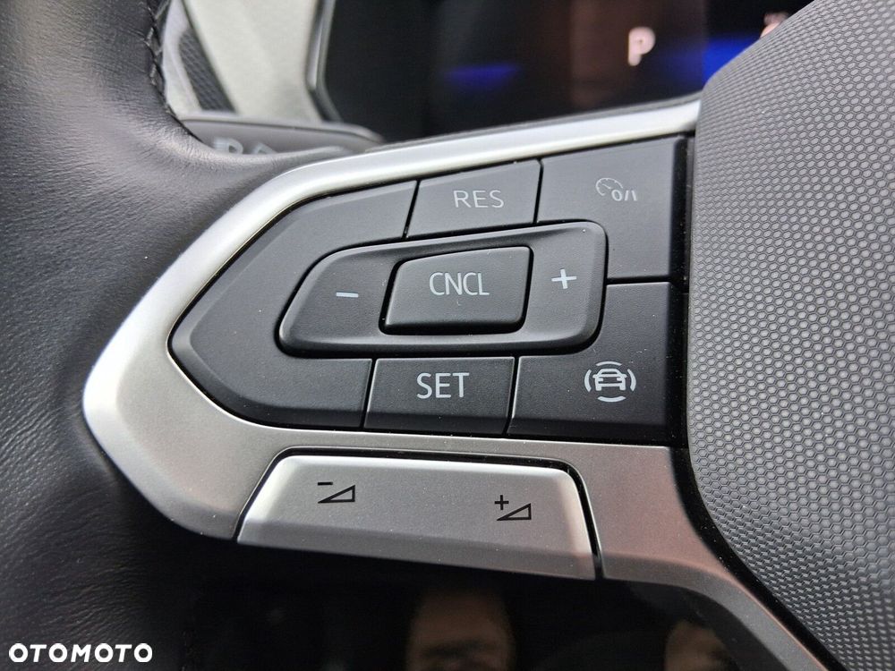 Volkswagen T-Cross 1.5 TSI ACT Life DSG - 9