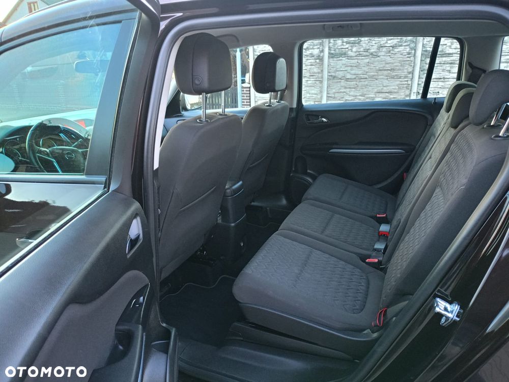 Opel Zafira - 11