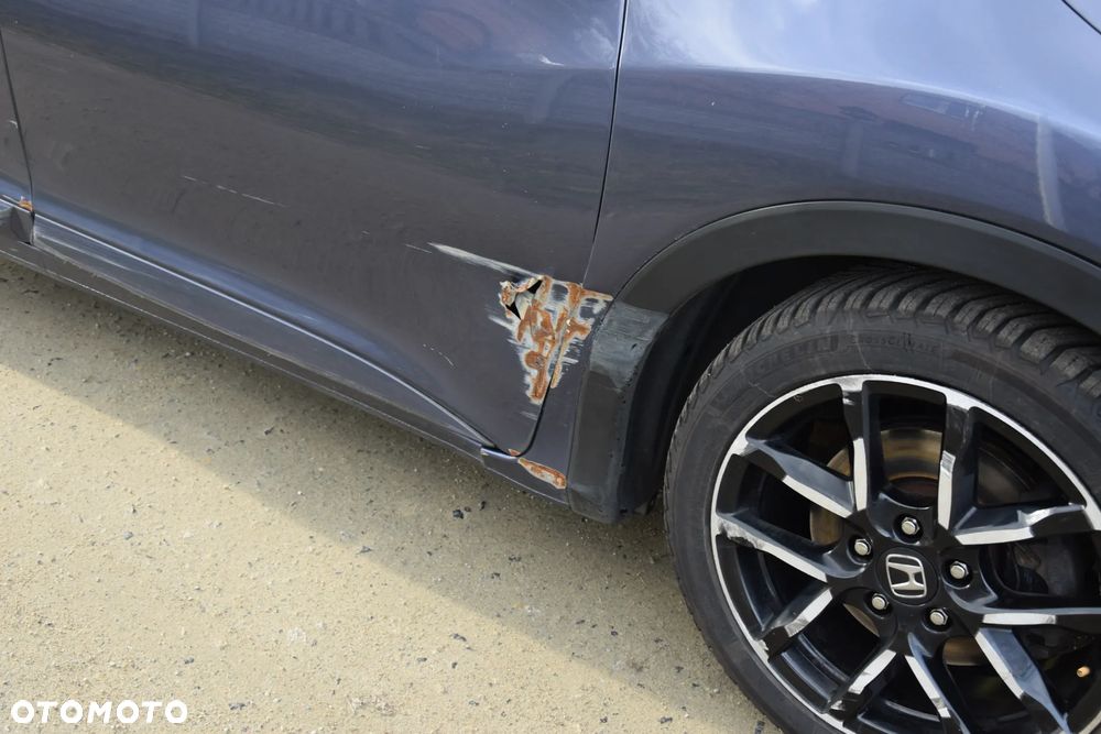 Honda Civic 1.6 i-DTEC Executive Black Edition - 23