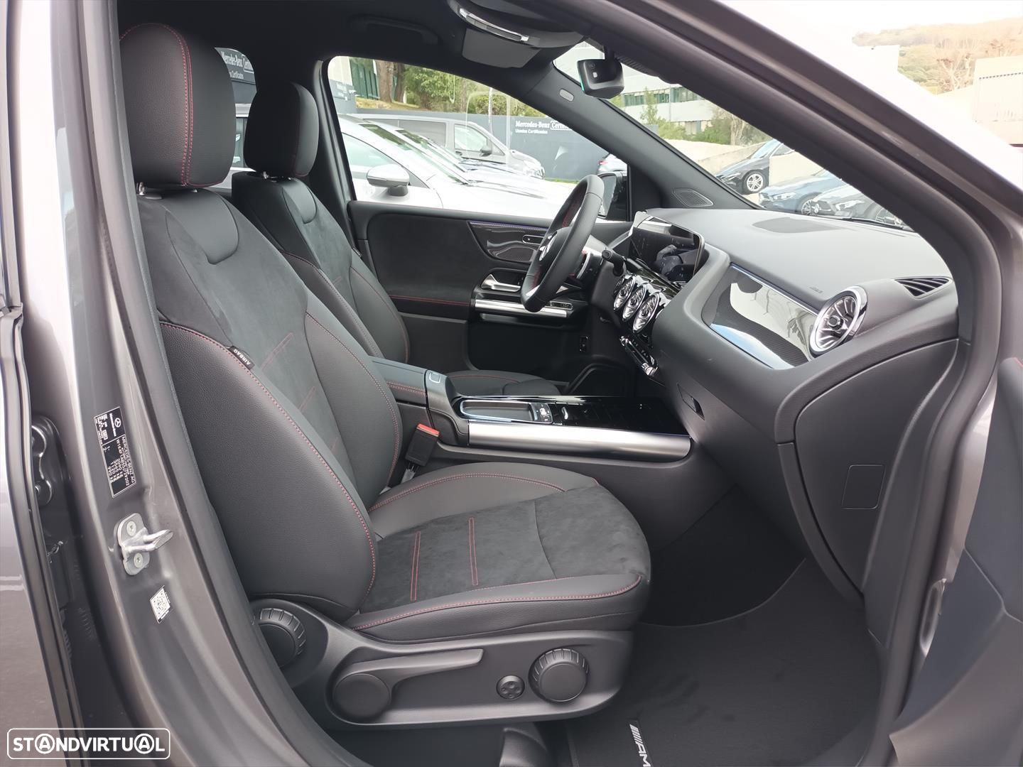 Mercedes-Benz B 180 d - 14