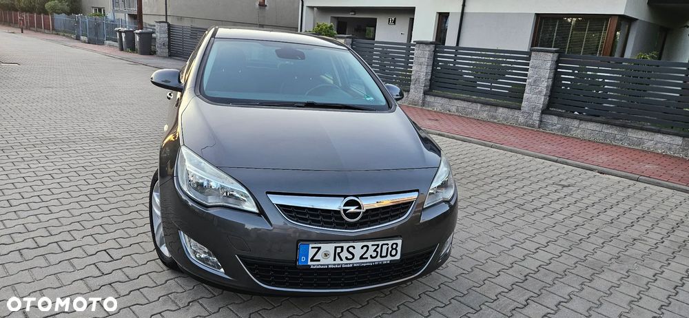 Opel Astra 1.4 Turbo Color Edition - 4