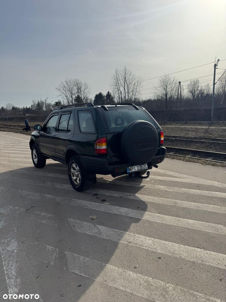 Opel Frontera 3.2 LTD - 2