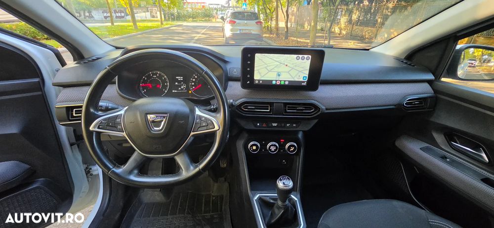 Dacia Logan TCe 90 MT6 Comfort - 8