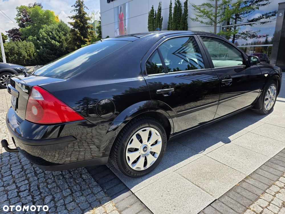Ford Mondeo 2.0 TDCi Trend - 18