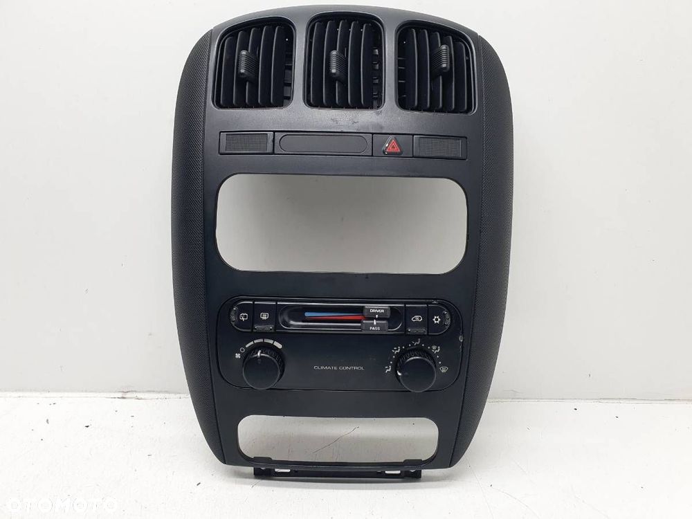PANEL STEROWANIA NAWIEWU DODGE CARAVAN VOYAGER IV - 1