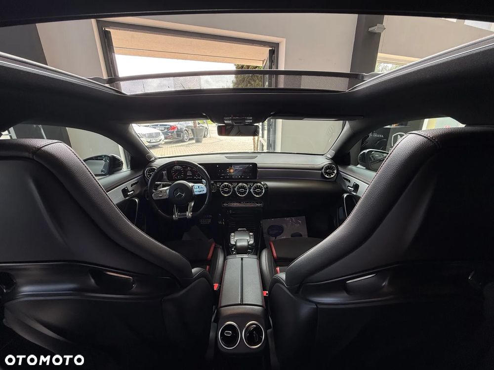 Mercedes-Benz CLA - 19