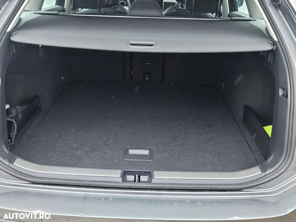 Volkswagen Passat Variant 2.0 TDI DSG Business - 19