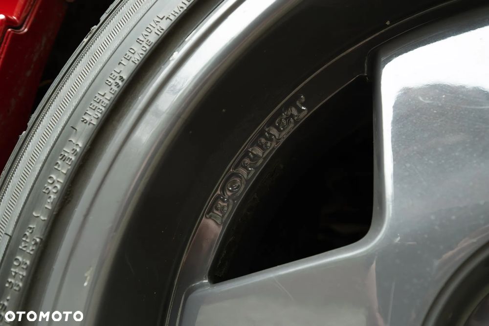 Alfa Romeo 75 - 35